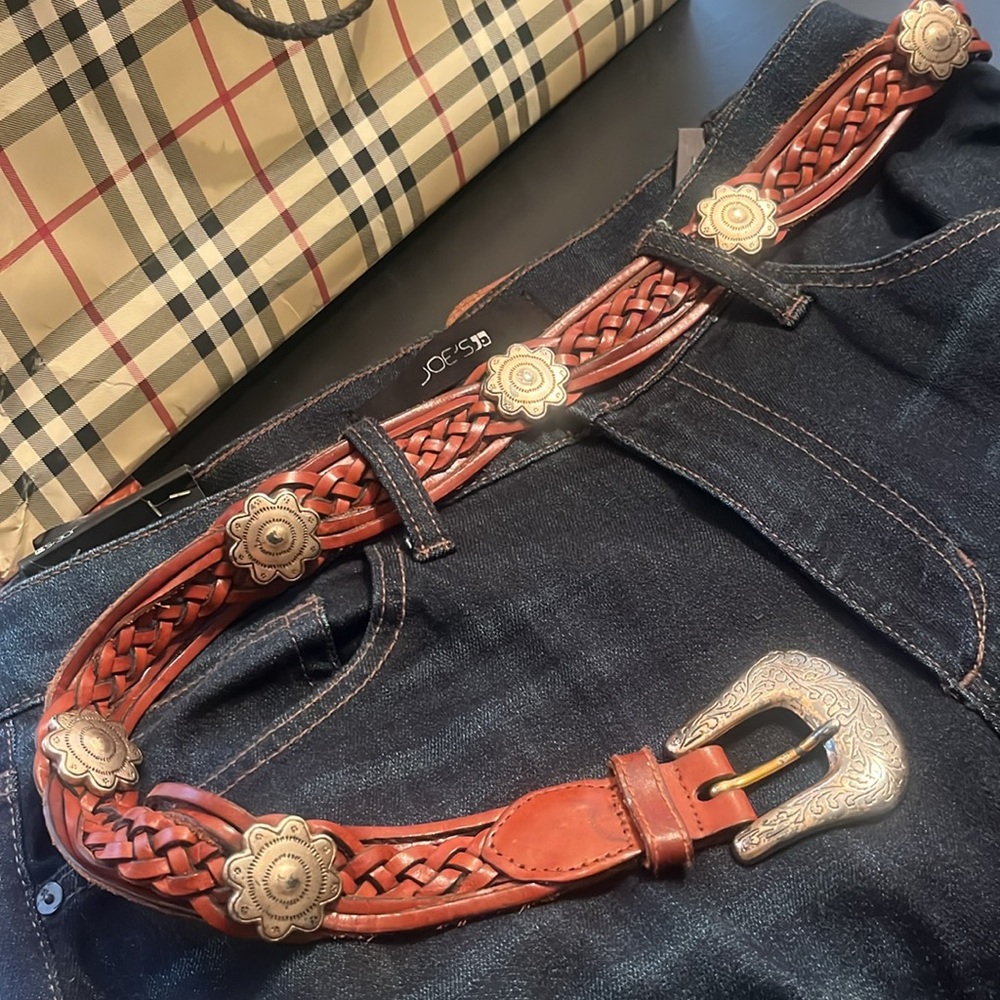 Fossil Vintage Braided Brown Leather Belt with Floral Concha